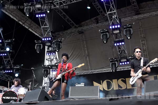 NOISETTES - 2009-08-29 - SAINT CLOUD - Domaine National - Grande Scene - 